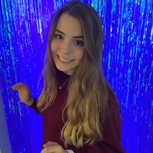 Meet your Posher, Abby